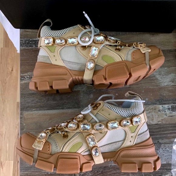 Gucci Wmns Flashtrek Crystals Beige - Picture 2 of 7